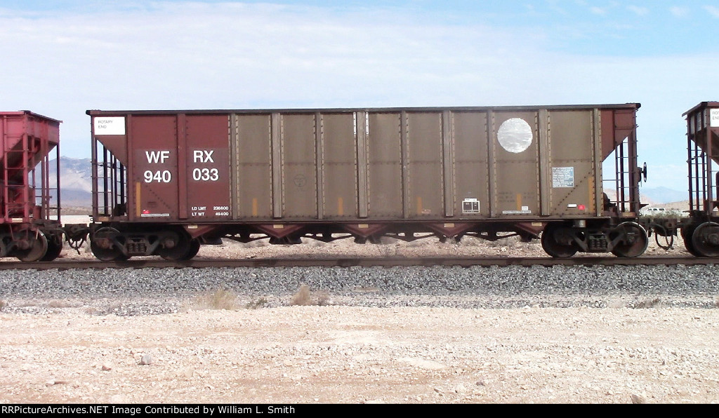 EB Unit Empty Hooper Frt at Erie NV  07-28-2022 -28